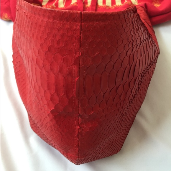 Kurt Cobain Nirvana Snakeskin Hoodie - Picture 11 of 16